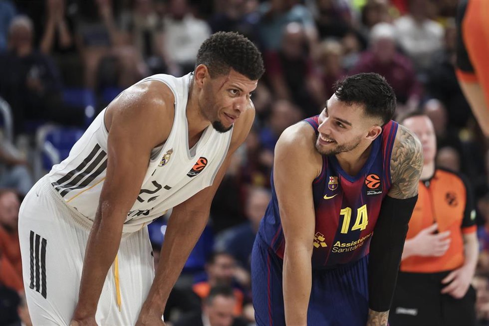 Archivo - Walter Tavares y Willy Hernangómez, durante un partido.