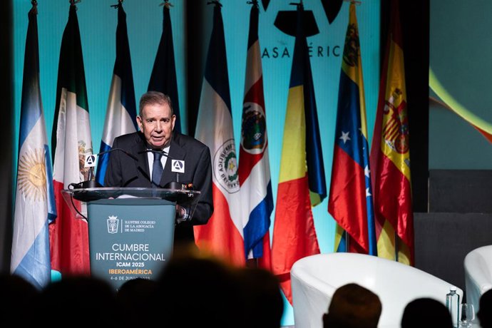 Archivo - June 5, 2025, Madrid, Madrid, Spain: Venezuelan politician EDMUNDO GONZALEZ URRUTIA at the opening of the ICAM 2025 International Congress: Ibero-America