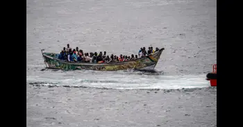 Un fallecido y cuatro migrantes evacuados al Hospital del cayuco que arribó este sábado a Tenerife