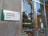 Foto: Condenada una camarera de El Ejido (Almería) que gastó 51.400 euros en una 'app' con la tarjeta bancaria de un cliente