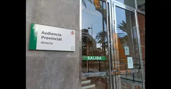 Condenada una camarera de El Ejido (Almería) que gastó 51.400 euros en una 'app' con la tarjeta bancaria de un cliente
