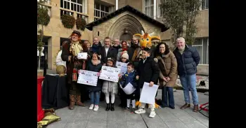 El alcalde de Logroño entrega los premios del 'Concurso Infantil de Cartas Solidarias a los Reyes Magos'