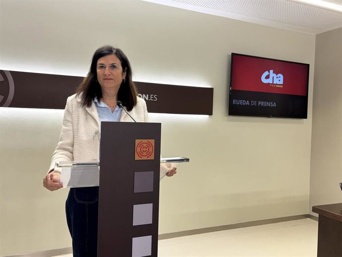 Archivo - La diputada de CHA en las Cortes de Aragón Isabel Lasobras.