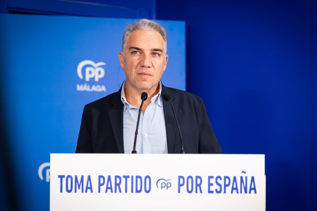 Bendodo critica que Sánchez se pone en  lado incorrecto de la historia  con Venezuela y diga que va a aguantar a 2027