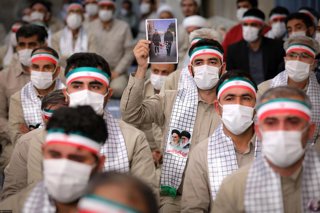 Archivo - Miembros de la milicia basij iraní