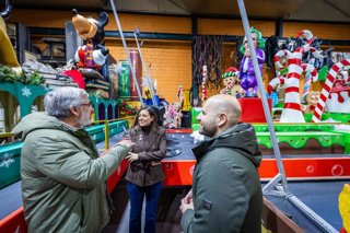 Preparativos cabalgata Reyes Magos en San Fernando.