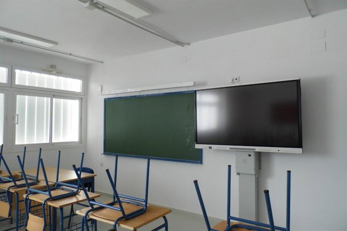Equipamiento en centros educativos.