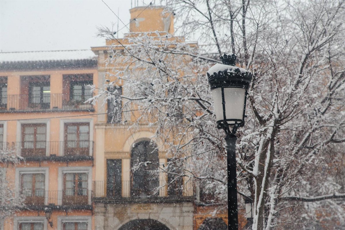 Toledo activa el Plan Territorial de Emergencia Municipal en fase de alerta ante los primeros copos de nieve