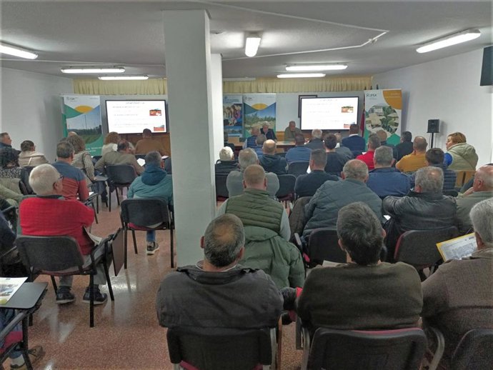 Imagen De Uno De Los Cursos Impartidos Durante El Último Año Por El Servicio De Formación Y Transferencia Tecnológica