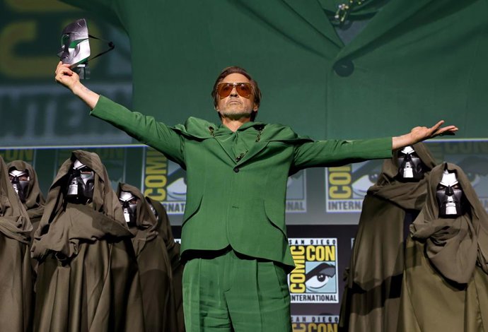 Archivo - Robert Downey Jr. Speaks onstage during the Marvel Studios Panel in Hall H at SDCC in San Diego, California on July 27, 2024