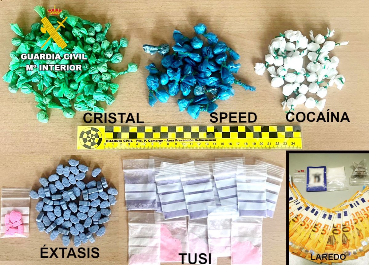 Dos detenidos en Camargo y Laredo por tráfico de drogas e intervenidas 253 dosis, envoltorios y pastillas