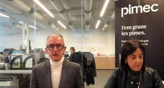 El secretario general de Pimec, Josep Ginesta, y la directora del área de Trabajo, Sílvia Miró.