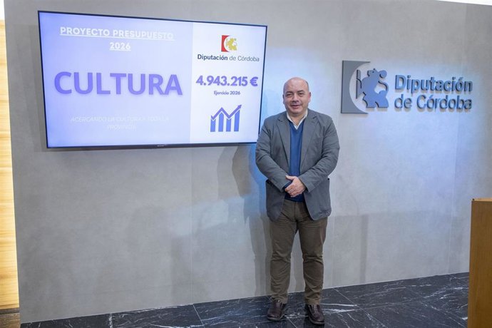 El delegado de Cultura de la Diputación de Córdoba, Gabriel Duque, presenta los presupuestos.