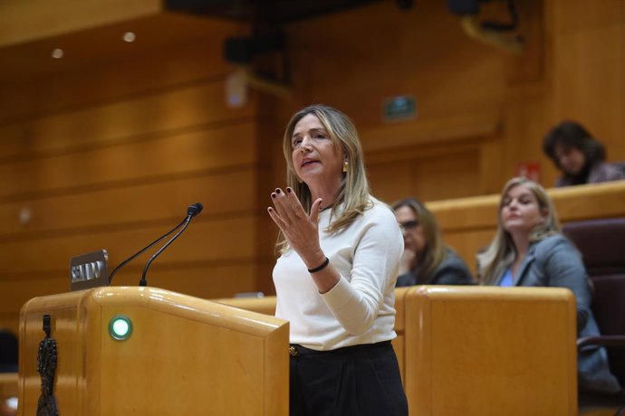 La portaveu del PP en el Senat, Alicia García, intervé durant una sessió de control al Govern, en el Senat, a 16 de desembre del 2025, a Madrid (Espanya). 