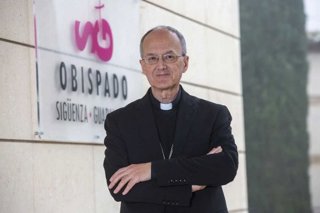 El obispo de Sigüenza-Guadalajara, Julián Ruiz Martorell