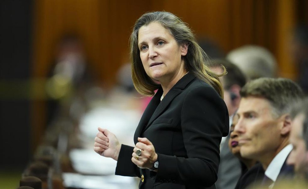 Archivo - La ex vice primera ministra, Chrystia Freeland, en el Parlamento canadiense.