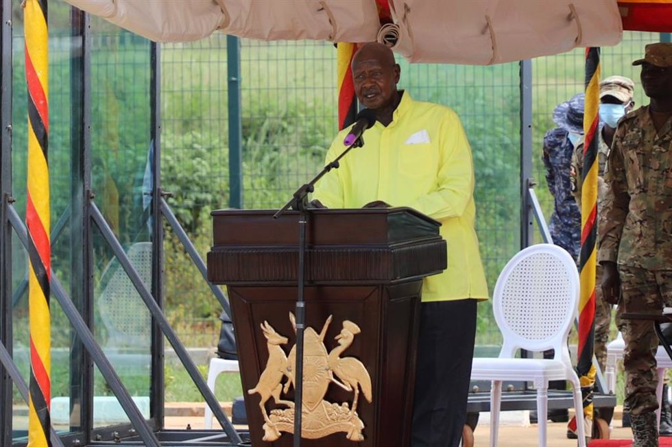 Archivo - El presidente de Uganda, Yoweri Museveni, durante un acto en la capital, Kampala, en noviembre de 2025 (archivo)