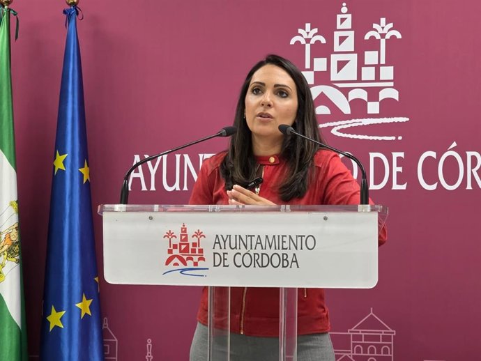 Archivo - La viceportavoz del PSOE en el Ayuntamiento de Córdoba, Carmen González.