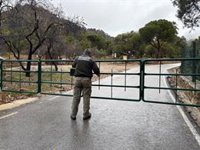 Cierran los accesos a Sierra Espuña para evitar el colapso del tráfico y el riesgo de accidentes por la nieve