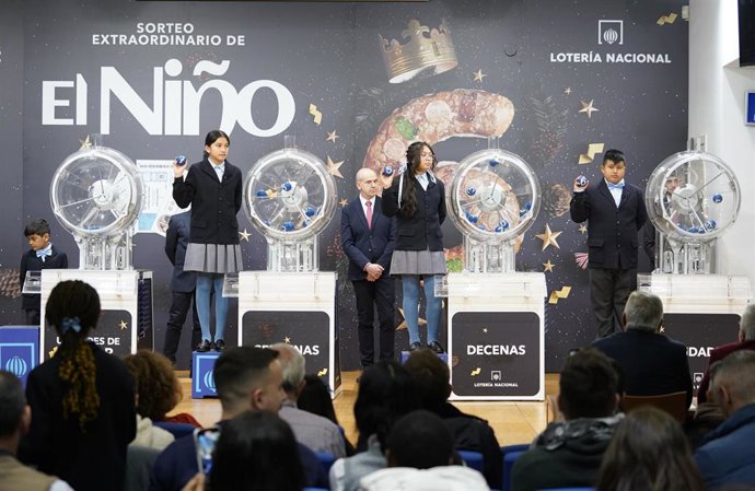 Archivo - Celebración del Sorteo de la lotería del Niño 2025.