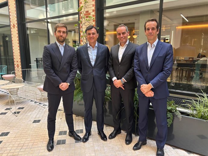 Archivo - De izquierda a derecha: Alfonso Parejo Yanguas, Gonzalo Montes Amayo, Jordi Castañeiro y Juan José Legarda.