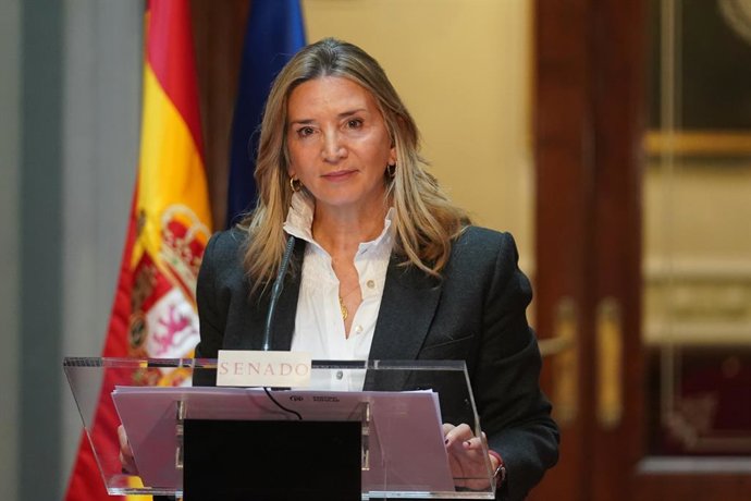 La portavoz del PP en el Senado, Alicia García, en una rueda de prensa el 5 de enero de 2026.