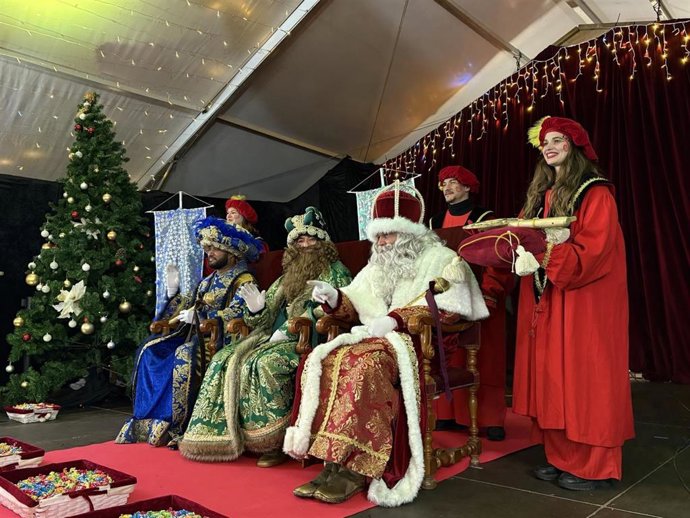 Recepción de los Reyes Magos en el paseo de Vara de Rey de Ibiza.