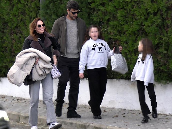 Irene Rosales, Carlota Rivera Rosales, Ana Rivera Rosales y Guillermo acuden a la cabalgada de los Reyes Magos