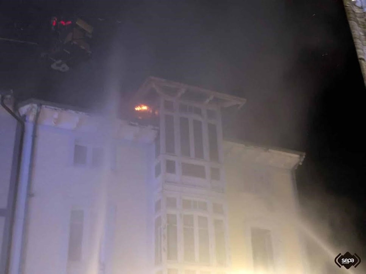 Arde una casa en Muros de Nalón