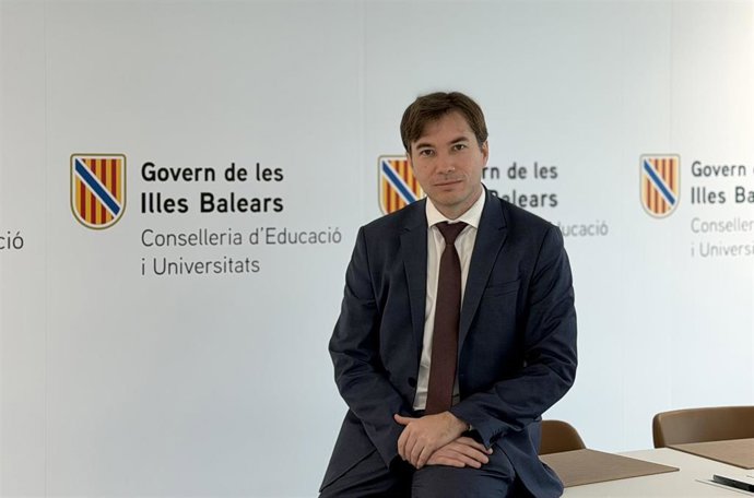 El director general de Universidades, Investigación y Enseñanzas Artísticas del Govern balear,, Sebastià Massanet.