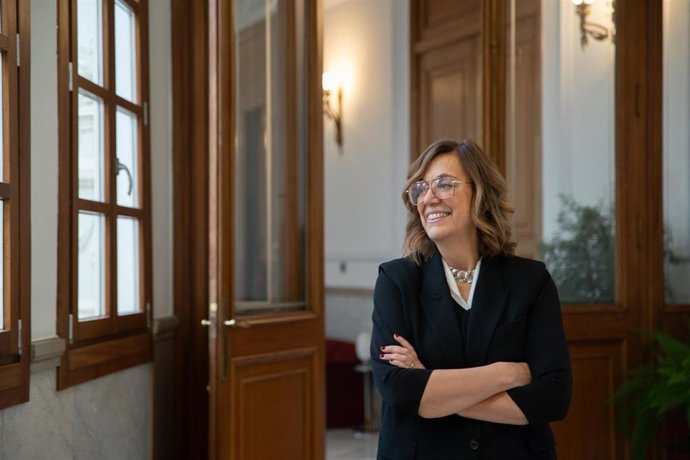 La presidenta de la Diputación de Palencia, Ángeles Armisén, posa para las cámaras de Europa Press, a 19 de diciembre de 2025, en Palencia, Castilla y León (España)
