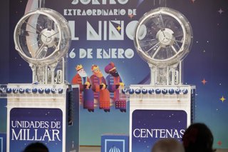 Archivo - Los bombos antes de la celebración del Sorteo Extraordinario del Niño, a 6 de enero de 2023, en Madrid (España). Imagen de archivo. 