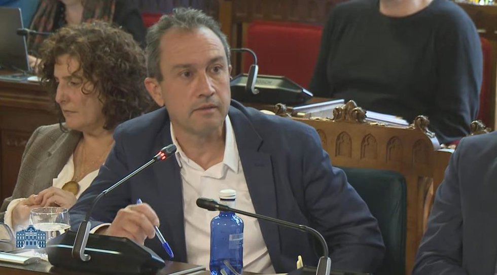 Archivo - El consejero de Vivienda y Ordenación del Terrriorio, Ovidio Zapico.