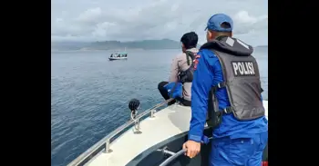 Encuentran el cuerpo de un niño y el barco en el que naufragó la familia valenciana en Indonesia