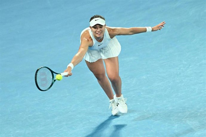 Archivo - La tenista española Paula Badosa, en el Abierto de Australia 2025. 
