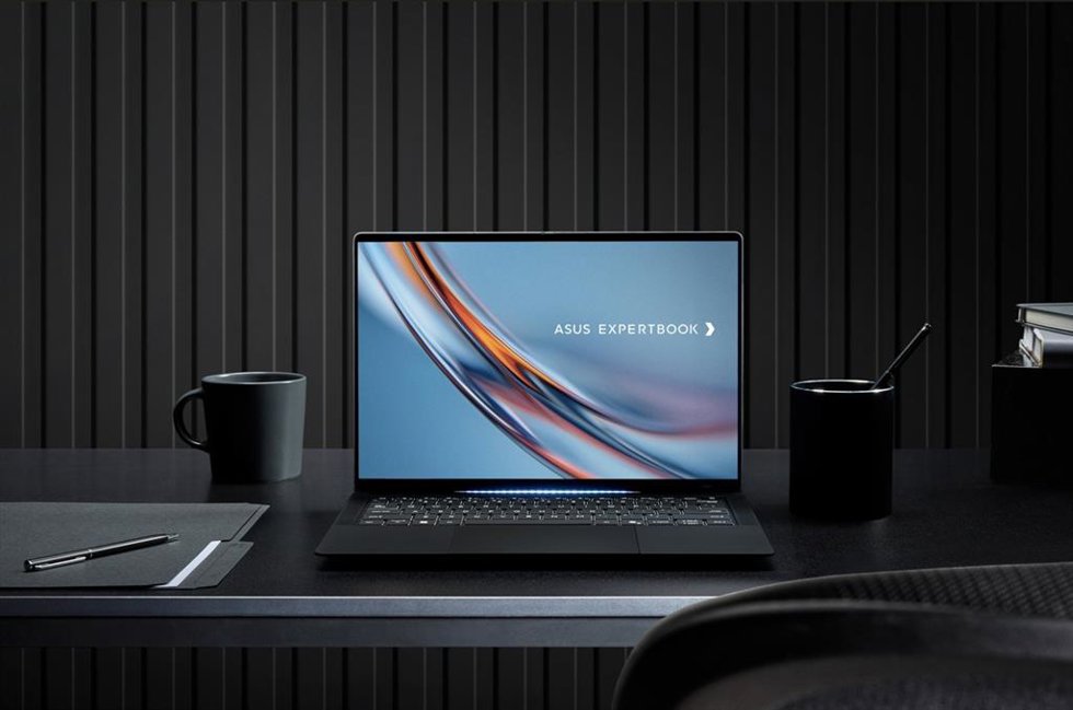 ExpertBook Ultra