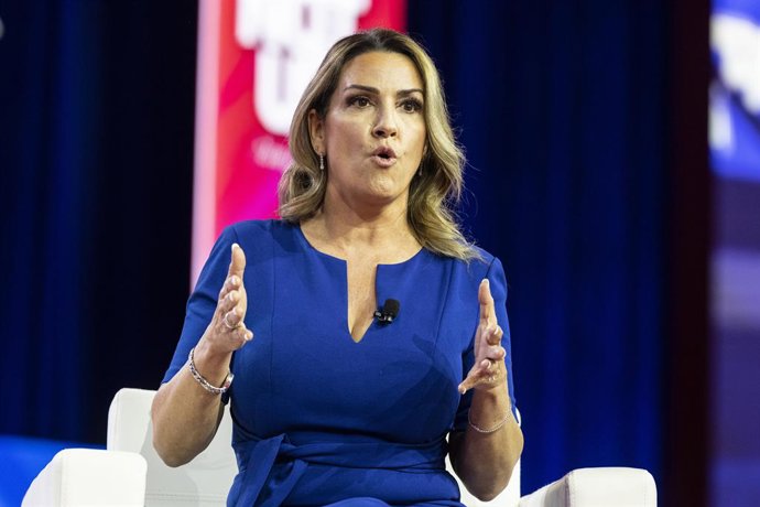 Archivo - February 22, 2024, Washington Dc, District Of Columbia, United States: Panel featuring Sara Carter hosted by Julio Rosas during CPAC Conference at Gaylord National Resort & Convention Center in Washington DC on February 22, 2024