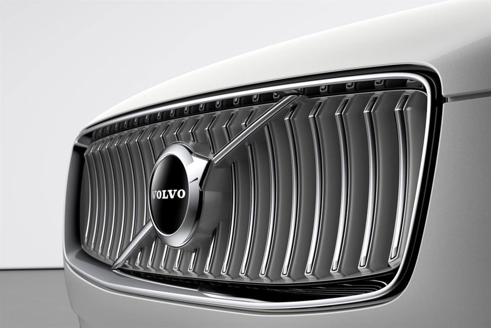 Archivo - Logotipo de Volvo Cars en un vehículo