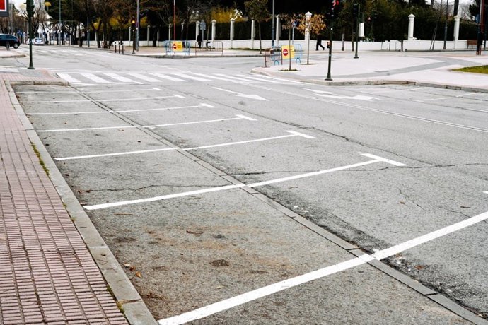 La avenida Iker Casillas amplía sus plazas de estacionamiento para mejorar la movilidad y facilitar el aparcamiento.