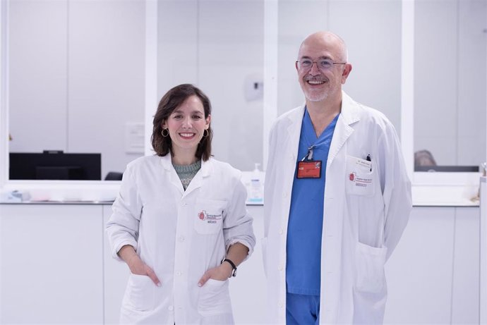 Cristina Mariscal Aguilar y Javier Urriza Mena, del Servicio de Neurofisiología Clínica del HUN.