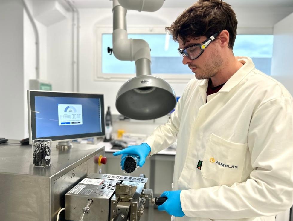 Investigador en laboratorio