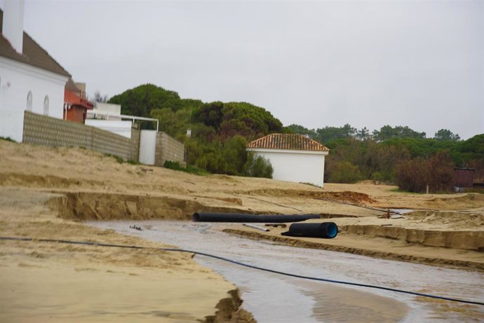 Zona afectada en El Portil por la borrasca 'Francis'.
