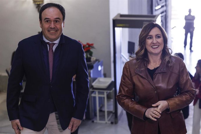 El 'president' de la Generalitat Valenciana, Juanfran Pérez Llorca, realiza una visita institucional al Ayuntamiento de València y se reúne con su alcaldesa, María José Catalá