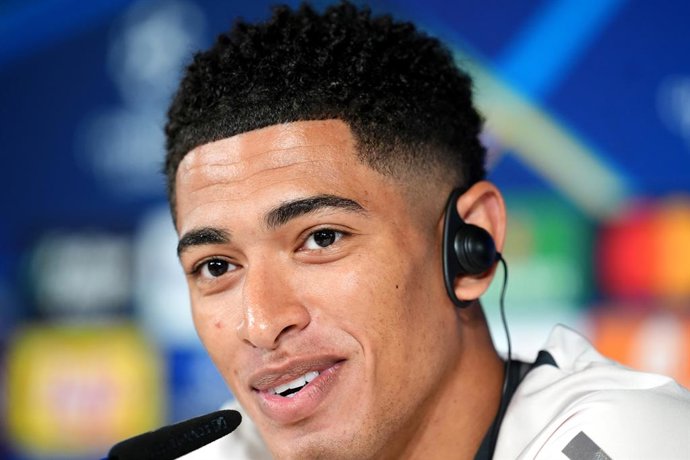 Archivo - 15 April 2025, Spain, Madrid: Real Madrid's Jude Bellingham speaks during a press conference at the Ciudad Real Madrid Florentino Perez ahead of Wednesday's UEFA Champions League soccer match against Arsenal. Photo: Adam Davy/PA Wire/dpa