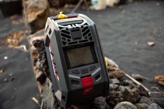 Archivo - Baliza de medición de concentración y difusos del aire, a 16 de febrero de 2022, en Los Llanos de Aridane, La Palma, Canarias (España). El Instituto Geográfico Nacional (IGN) es el encargado de la monitorización y vigilancia volcánica tras final