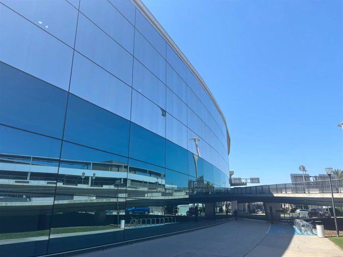 Archivo - Aeropuerto de Valencia en Manises