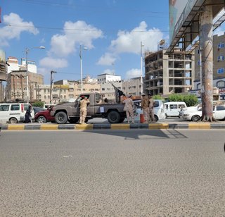 ADEN, Jan. 7, 2026  -- Soldiers of the Southern Transitional Council (STC) are seen in the southern port city of Aden, Yemen, Jan. 7, 2026. Gunfire was heard on Tuesday evening in the vicinity of the Al-Maashiq presidential palace in the southern Yemeni p