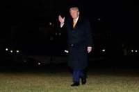 Trump afirma que Venezuela "solamente" comprará productos estadounidenses con los ingresos del petróleo