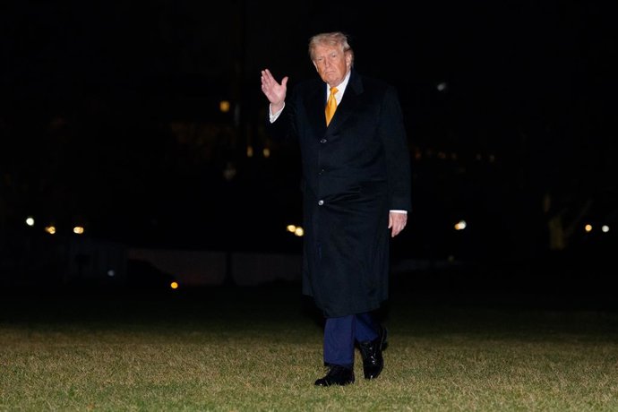 January 4, 2026, Washington, District Of Columbia, USA: United States President Donald J Trump returns to the White House in Washington, DC, USA, on Sunday, January 4, 2026