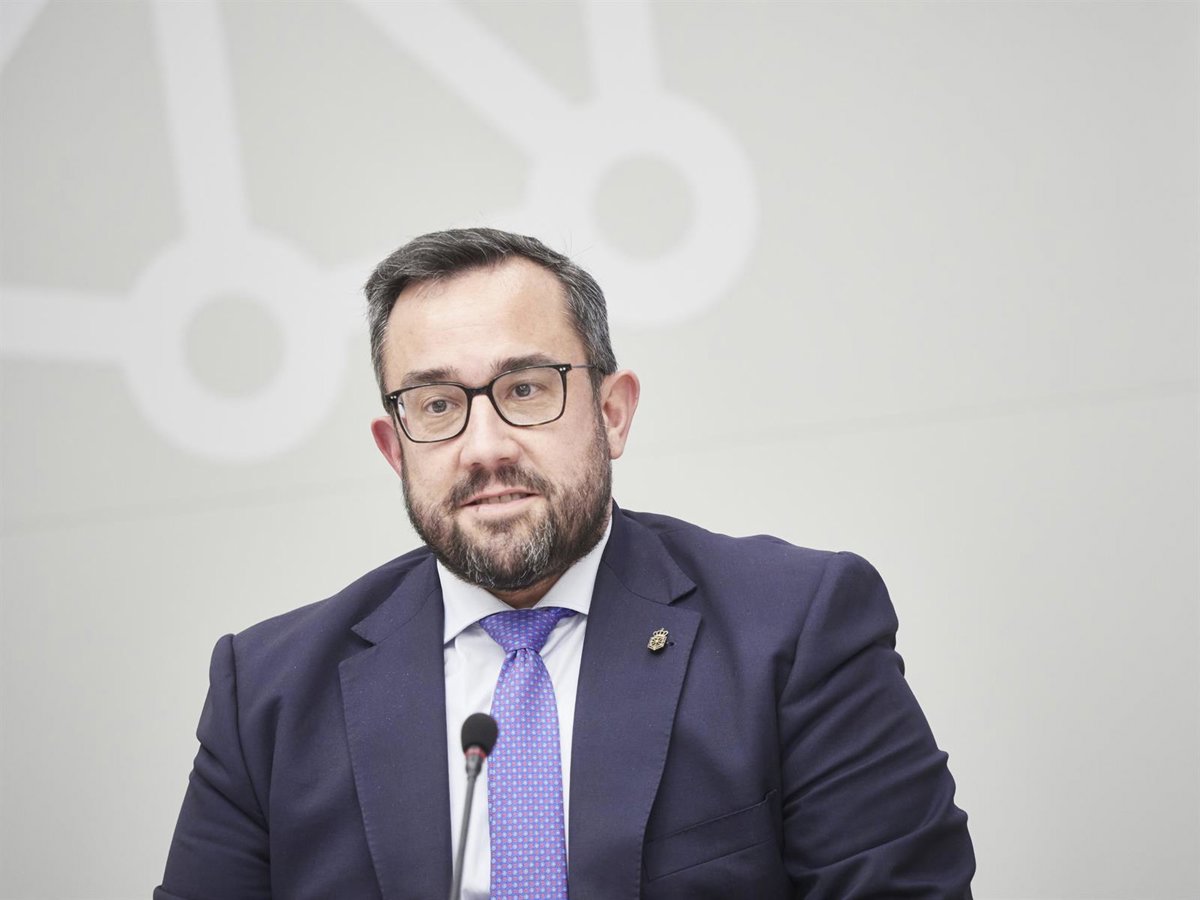 Javier Remírez, nuevo vicepresidente y portavoz del Gobierno de Navarra, e Inma Jurío, consejera de Interior